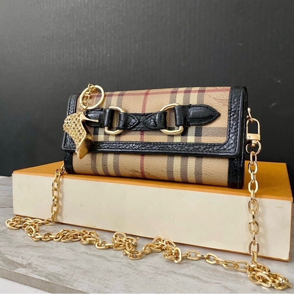 BURBERRY Nova Check Pvc Leather Wallet to Crossbody Shoulder Bag 💼